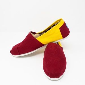 NWT Womens Toms Campus Classics USC Slip On Shoes